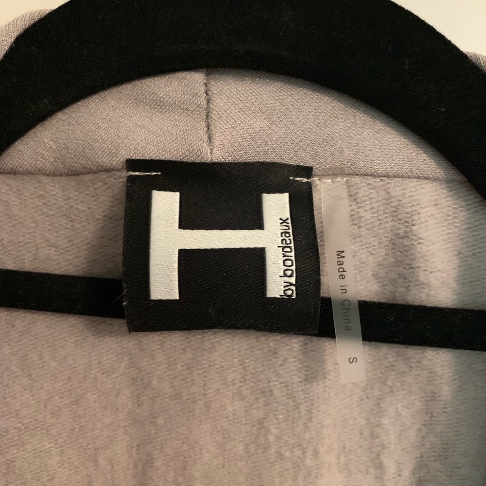 Jacket - Picture 3 of 4
